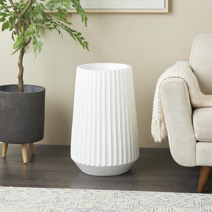 Jarron De Polireseina Decorativo 41Cm Ancho X 61Cm Alto X 0Cm Profundidad