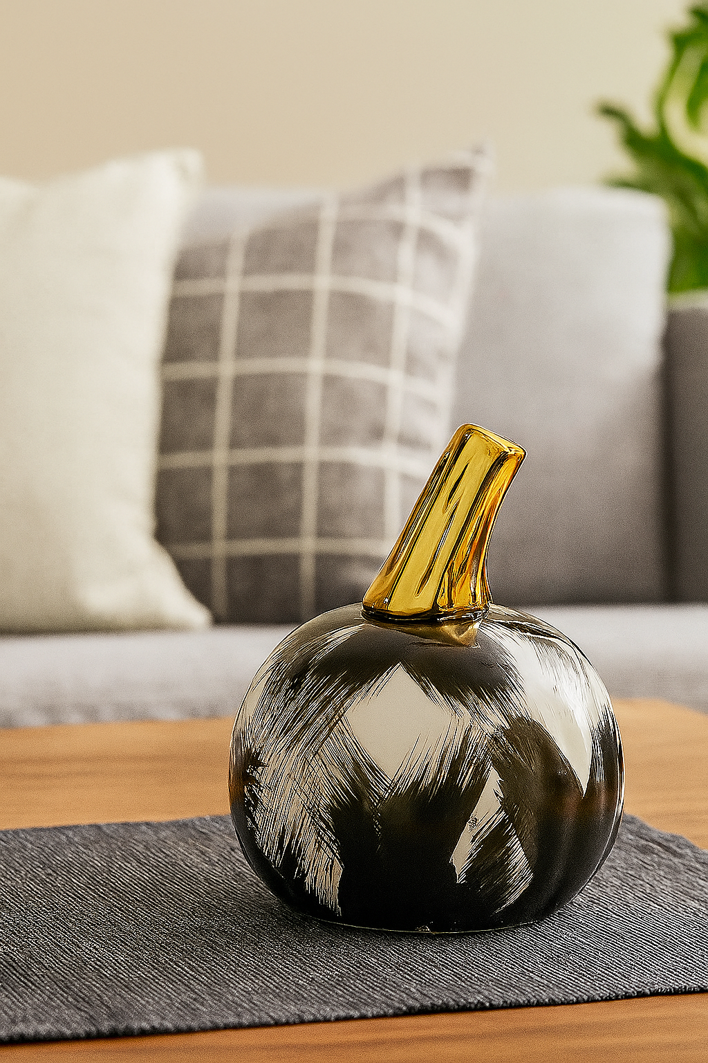 Black Apple Decor "B"